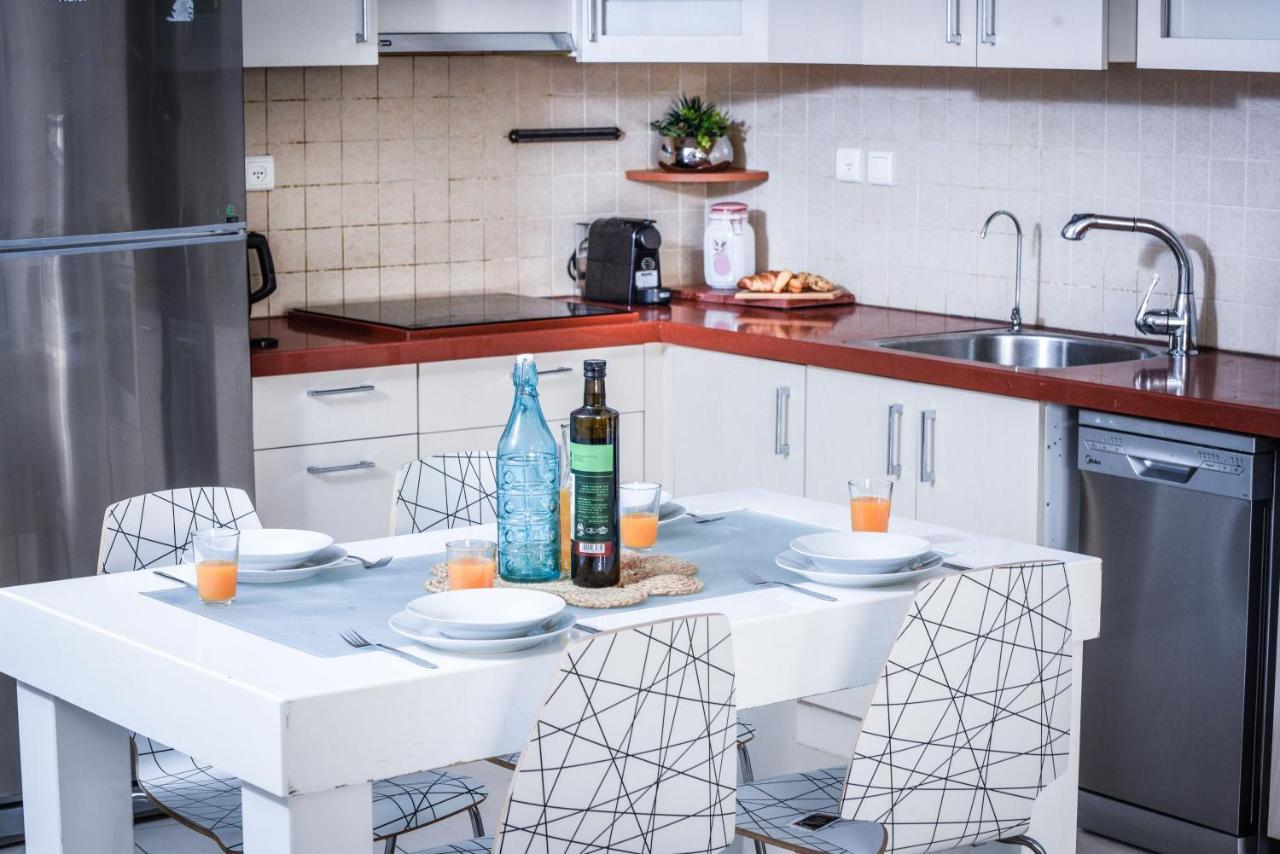 Stunning 2Br Apt W Balcony In City Center By Sea N' Rent テル・アビブ エクステリア 写真