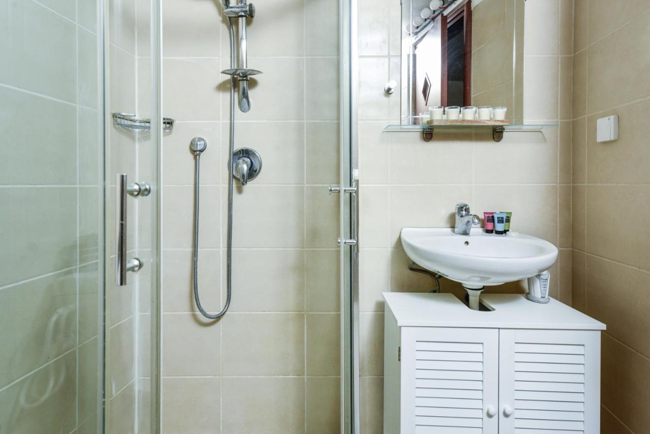 Stunning 2Br Apt W Balcony In City Center By Sea N' Rent テル・アビブ エクステリア 写真