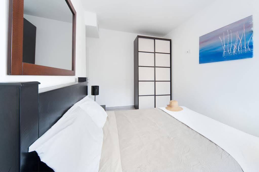 Stunning 2Br Apt W Balcony In City Center By Sea N' Rent テル・アビブ エクステリア 写真